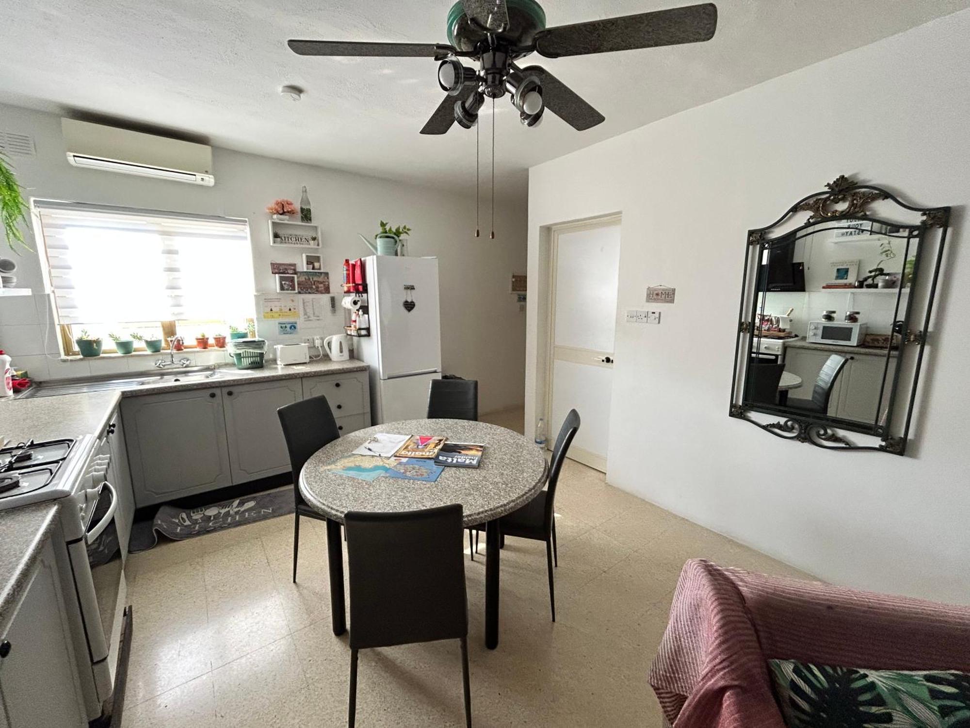 Apartment In Qawra *