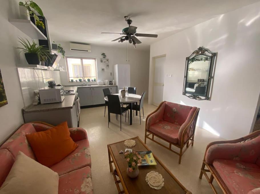 St Paul's Bay In Qawra Apartment St. Paul's Bay
