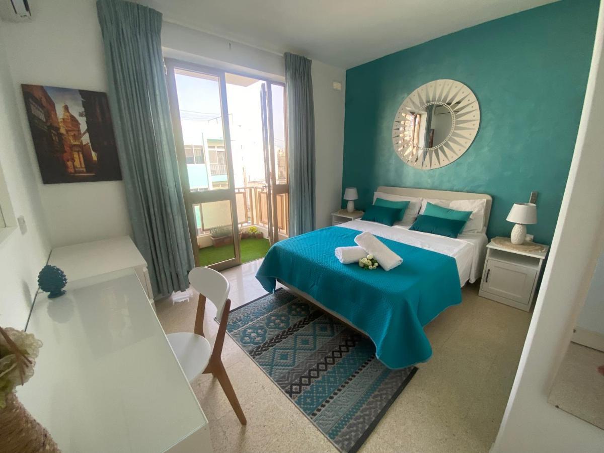 St Paul's Bay In Qawra Apartment *